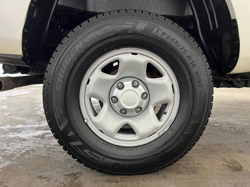 Used 2021 Toyota Tacoma SR RWD image 28
