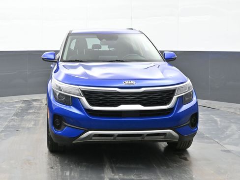 Used 2021 Kia Seltos S image 3