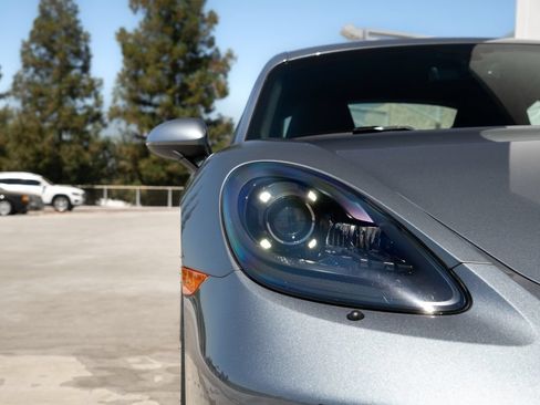 Certified 2025 Porsche 718 Cayman GTS RWD image 26