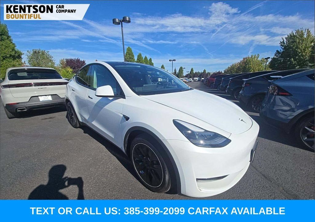 Used 2023 Tesla Model Y Long Range AWD/4WD image 4