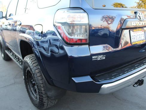 Used 2020 Toyota 4Runner TRD Off-Road w/ Wilderness Package AWD/4WD image 19
