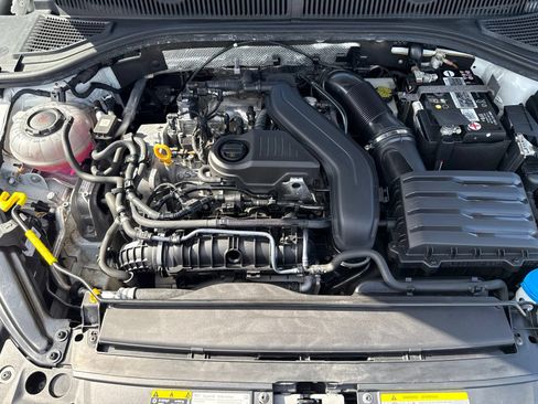 Used 2023 Volkswagen Jetta SE FWD image 43