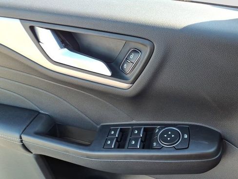 Used 2022 Ford Escape SEL w/ Class II Trailer Tow Package image 25