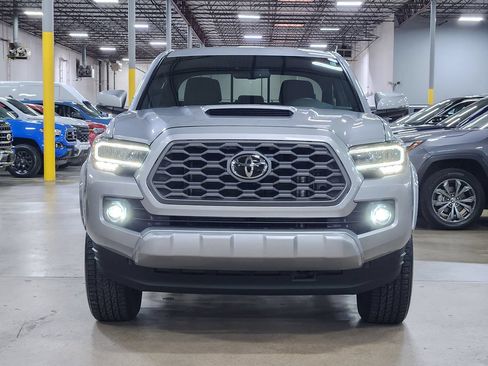 Used 2023 Toyota Tacoma TRD Sport w/ Technology Package RWD image 2