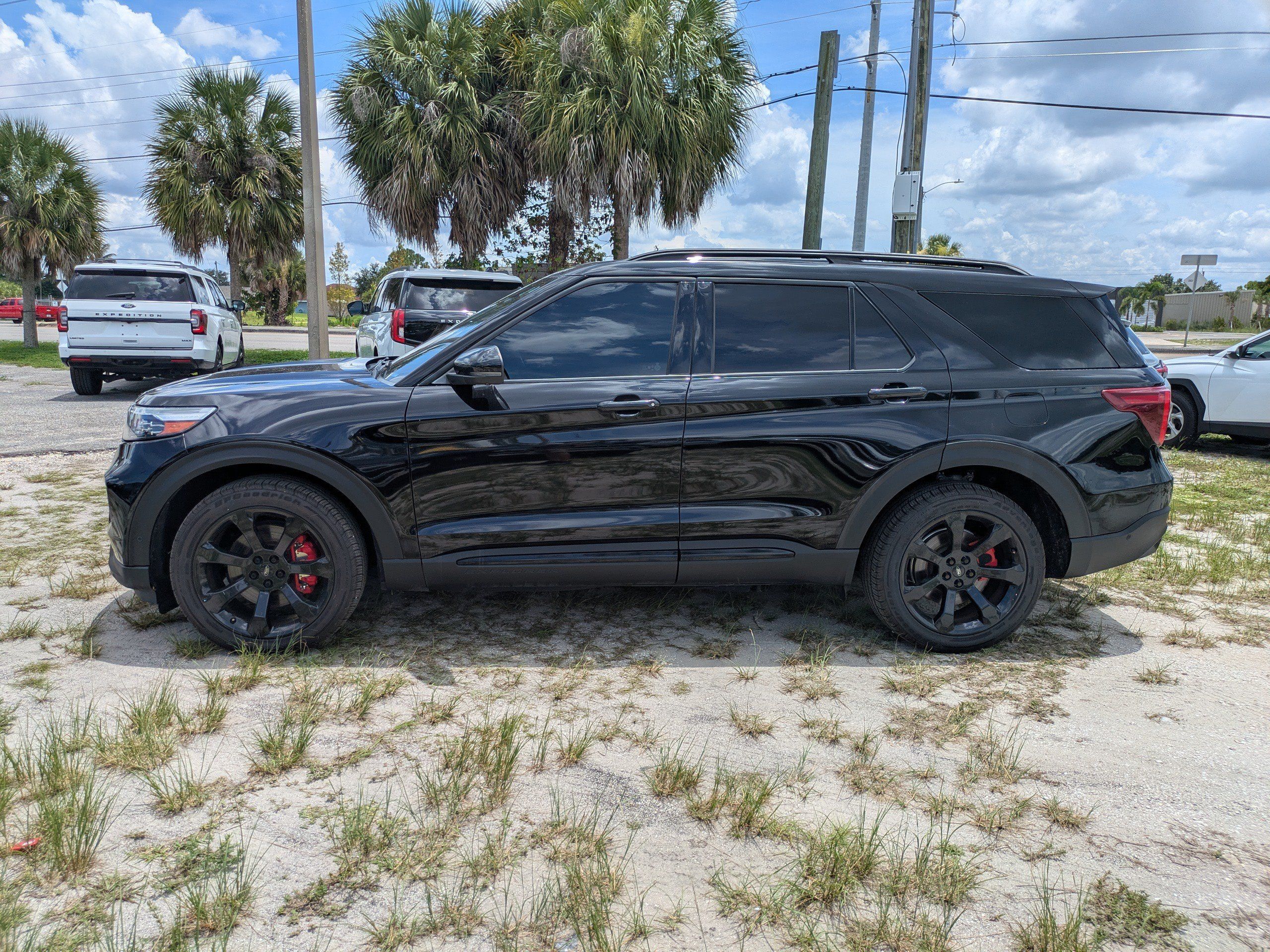 Used 2021 Ford Explorer ST w/ Equipment Group 401A AWD/4WD image 7
