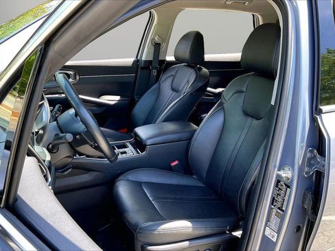 Used 2024 Kia Sorento S FWD image 22