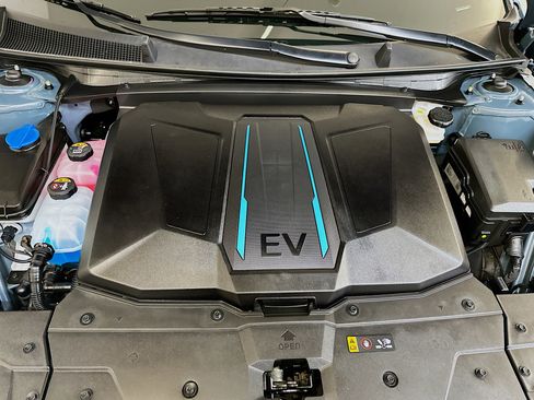 Used 2024 Hyundai Ioniq 5 SE image 34