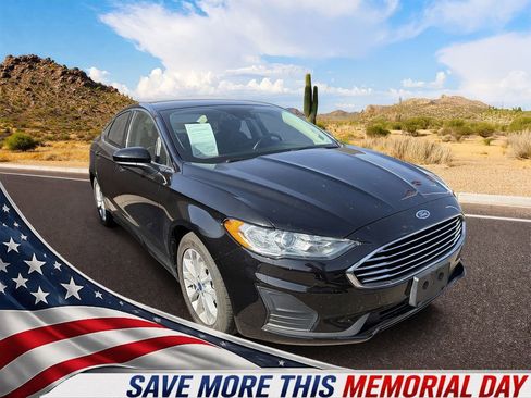 Used 2019 Ford Fusion SE FWD image 1