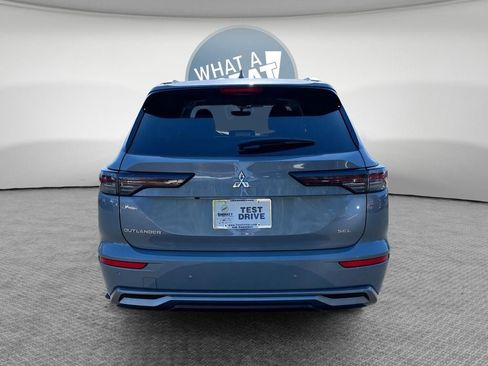 New 2026 Mitsubishi Outlander SEL FWD image 6