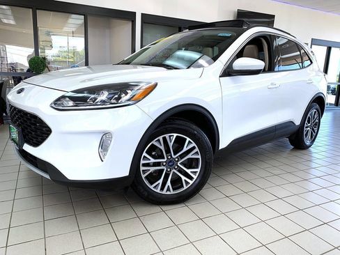 Used 2020 Ford Escape SEL AWD/4WD image 2