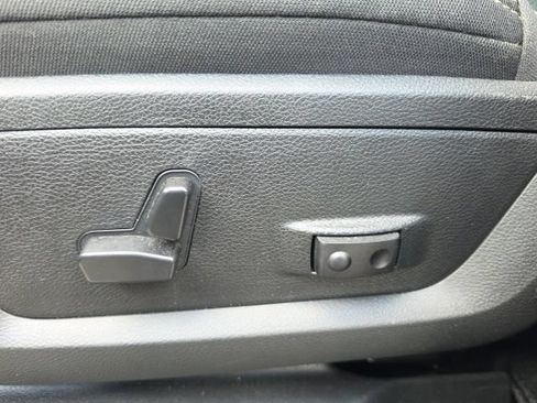 Used 2026 RAM 2500 Big Horn AWD/4WD image 7