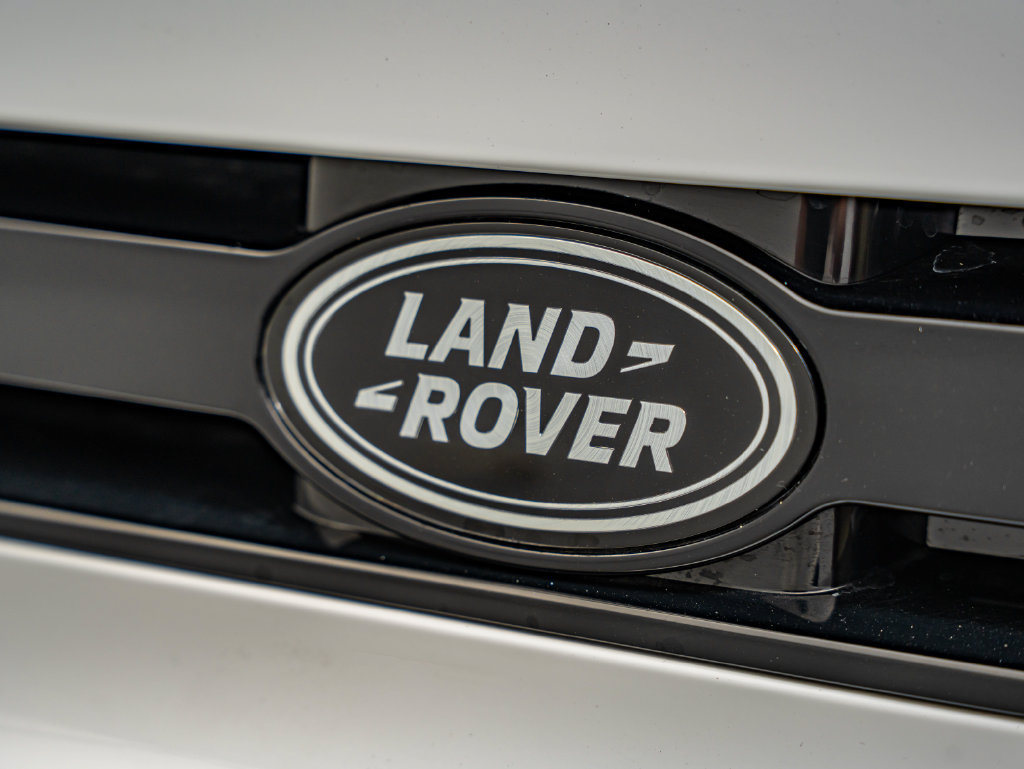 New 2026 Land Rover Defender 110 S AWD/4WD image 17