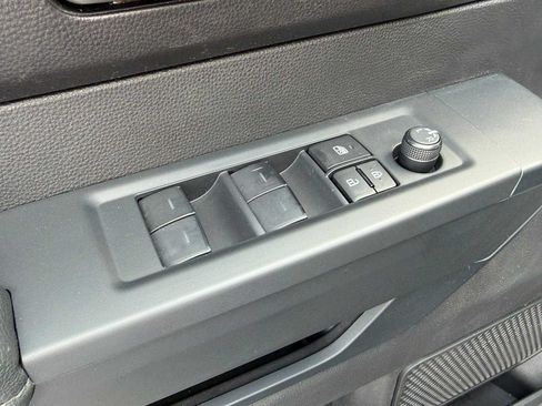 Used 2025 Toyota Tundra SR5 w/ SR5 Convenience Package AWD/4WD image 13