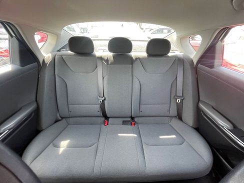 Used 2025 Kia K4 LXS image 41