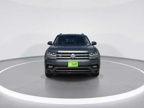 Used 2019 Volkswagen Atlas SEL R-Line image 3