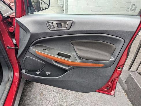 Used 2021 Ford EcoSport SE w/ SE Convenience Package image 19