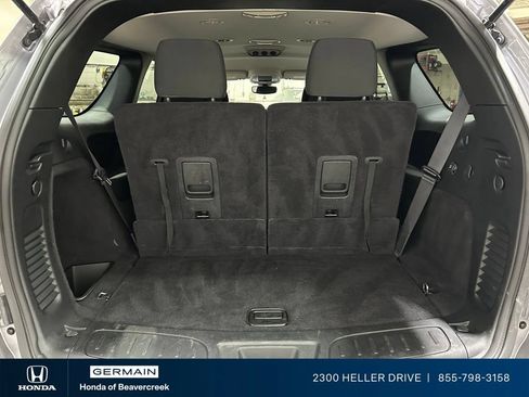 Used 2020 Dodge Durango SXT w/ 3rd Row Seating Group AWD/4WD image 30