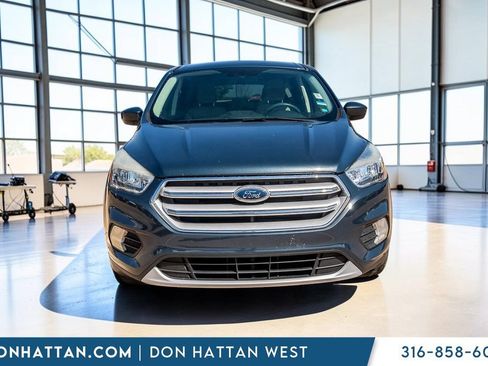 Used 2019 Ford Escape SE FWD image 22