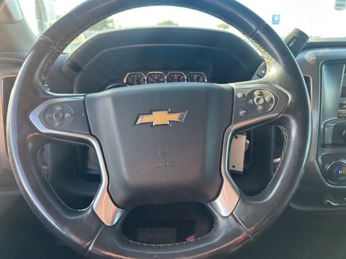 Used 2015 Chevrolet Silverado 2500 LT w/ LT Convenience Package image 10