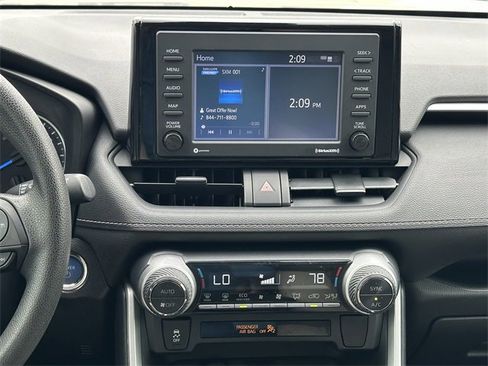 Certified 2021 Toyota RAV4 XLE image 17