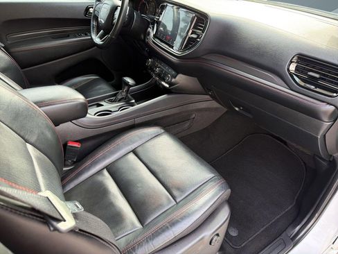 Used 2024 Dodge Durango GT RWD image 31