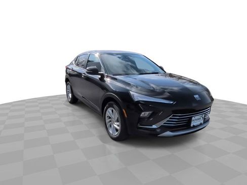 Used 2024 Buick Envista Preferred w/ Convenience I Package image 2