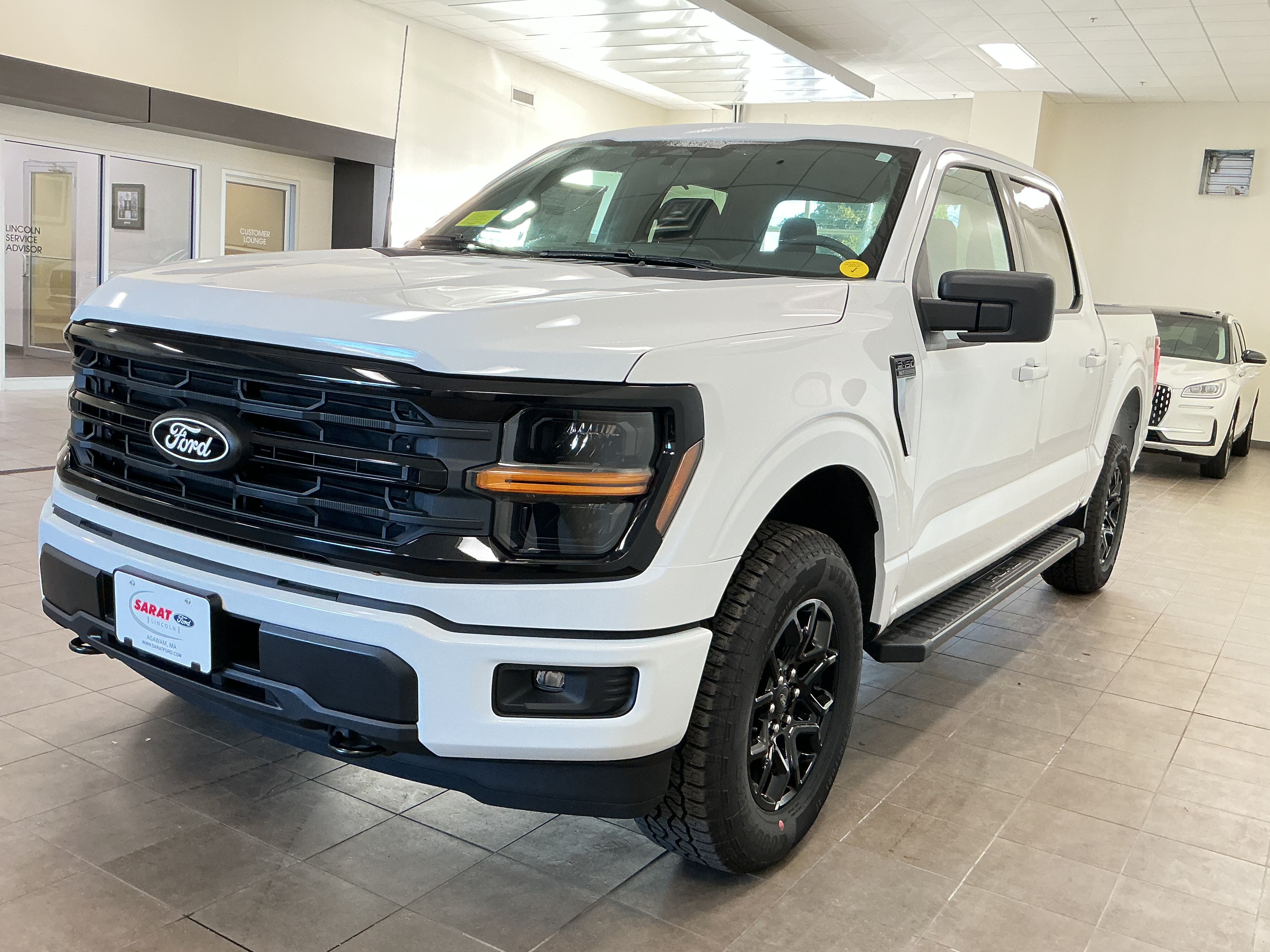 New 2026 Ford F150 XLT w/ XLT Black Appearance Package AWD/4WD image 4