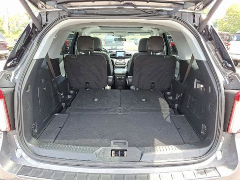 Certified 2023 Ford Explorer XLT w/ Equipment Group 202A image 28