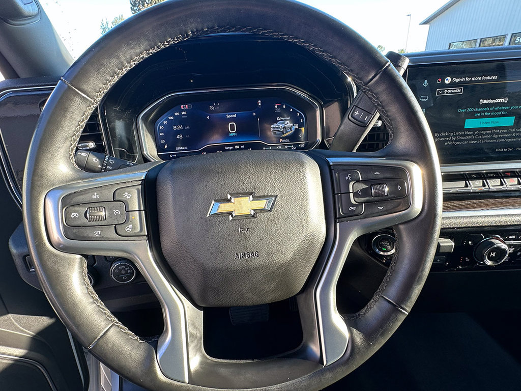 Used 2025 Chevrolet Silverado 2500 LT w/ Convenience Package AWD/4WD image 34