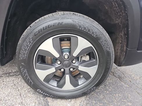 Used 2024 Jeep Grand Cherokee Limited 4xe image 12