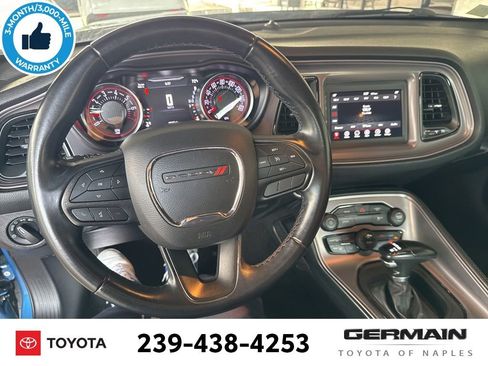 Used 2023 Dodge Challenger SXT RWD image 15