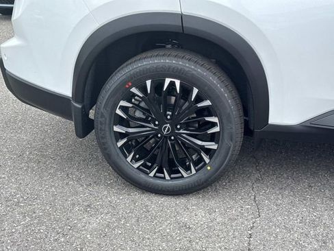 New 2026 Nissan Rogue SV image 11