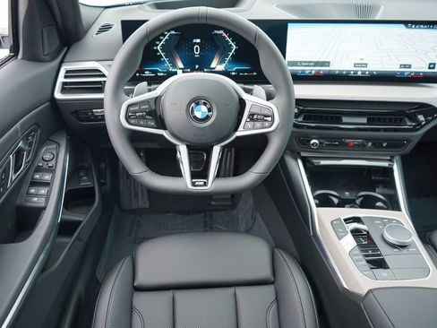 Used 2026 BMW 330i Sedan w/ M Sport Package RWD image 15