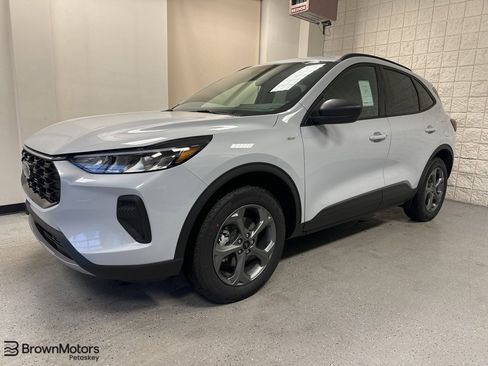 New 2026 Ford Escape ST-Line w/ Tech Pack #1 image 1