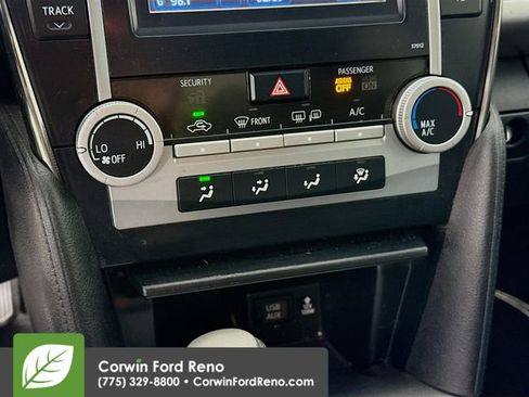 Used 2012 Toyota Camry SE image 14