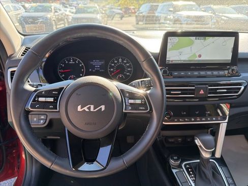 Used 2022 Kia Seltos S image 22