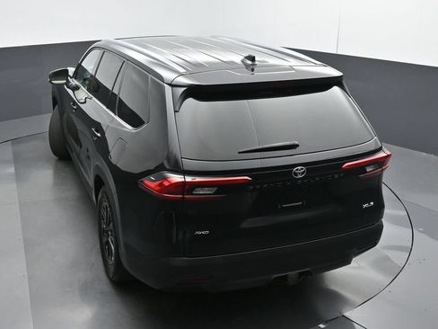 Used 2024 Toyota Grand Highlander AWD image 41