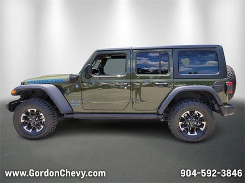 Used 2024 Jeep Wrangler Unlimited Rubicon 4xe image 2