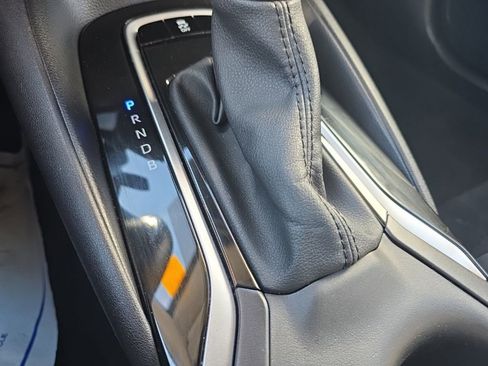 Used 2025 Toyota Corolla LE image 23