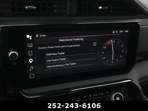 Used 2025 GMC Sierra 1500 AT4 w/ AT4 Premium Package AWD/4WD image 17
