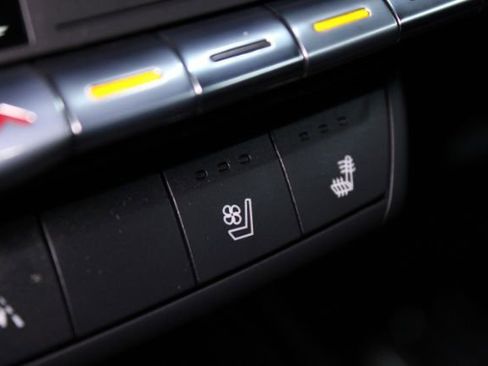 Used 2019 Cadillac XT4 Premium Luxury image 19