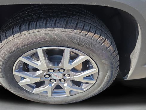 Used 2021 GMC Acadia SLT image 9