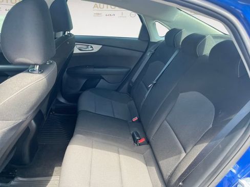 Used 2024 Kia Forte LXS w/ LXS Technology Package FWD image 13