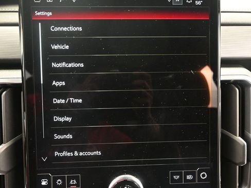 Used 2025 GMC Acadia Elevation FWD image 51