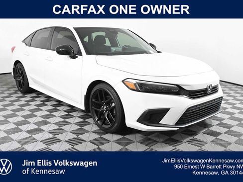 Used 2024 Honda Civic Sport image 1