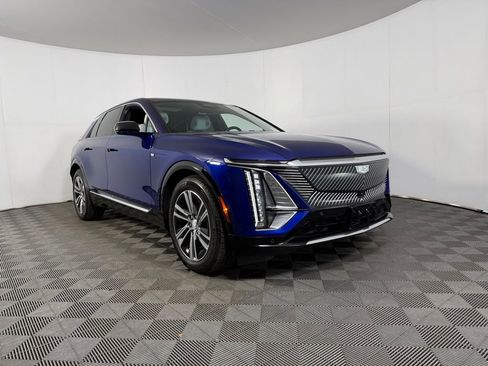 Used 2024 Cadillac Lyriq Luxury RWD image 5