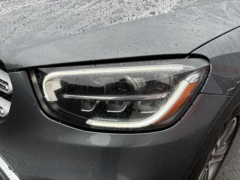 Used 2022 Mercedes-Benz GLC 300 GLC 300 image 10