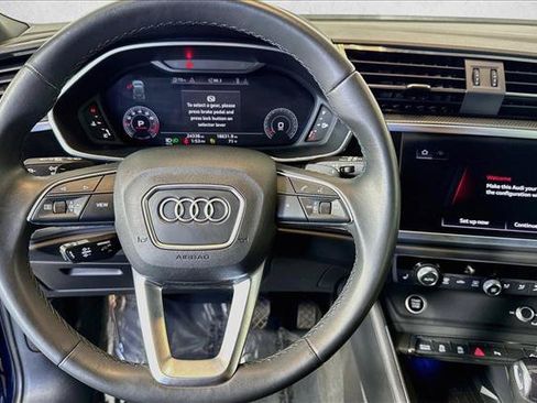 Used 2022 Audi Q3 2.0T Premium Plus w/ Premium Plus Package AWD/4WD image 11