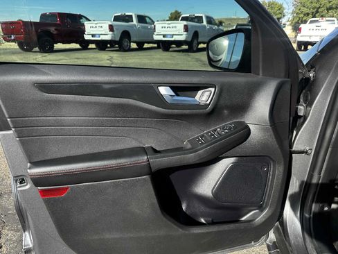 Used 2023 Ford Escape ST-Line w/ Tech Pack #1 FWD image 16