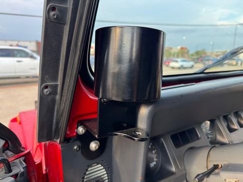 Used 1995 Jeep Wrangler SE image 22